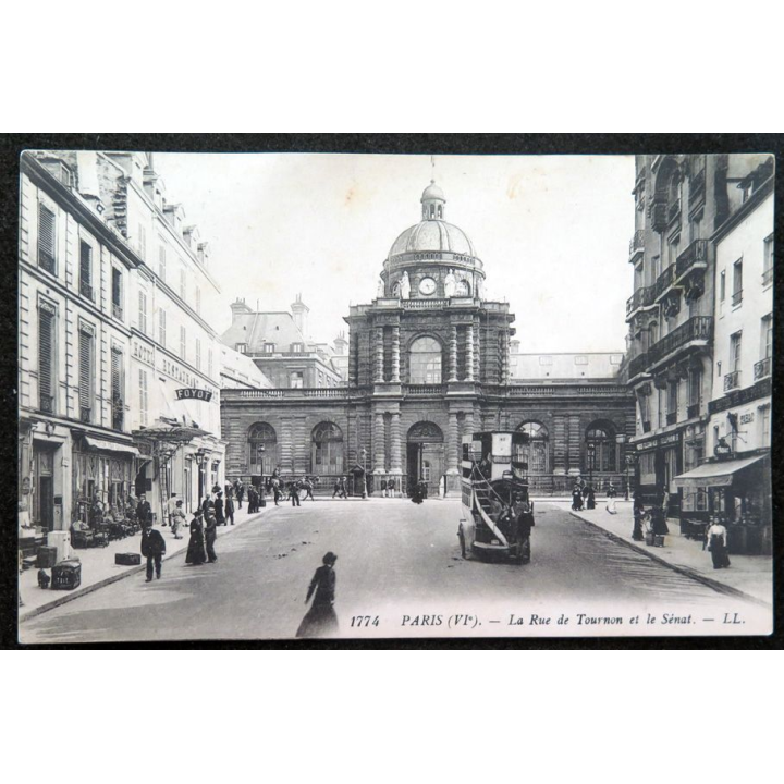 Carte postale 1774 Paris La Rue de Tournon et le Sénat