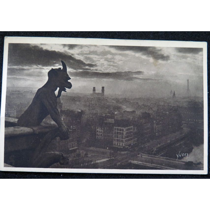 Carte postale 128 Paris Notre Dame de Paris Chimère le Philosophe 