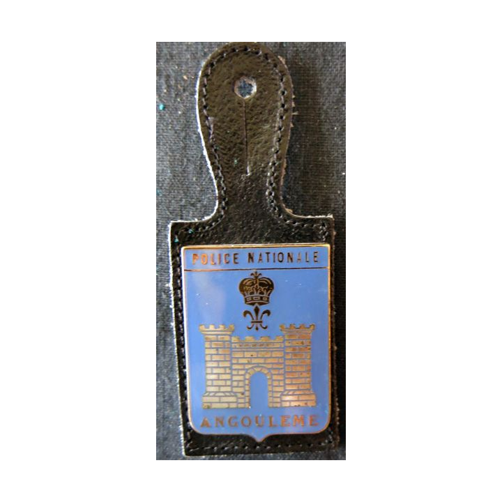 POLICE : insigne métallique de la Police nationale d' Angoulème de fabrication Drago Paris