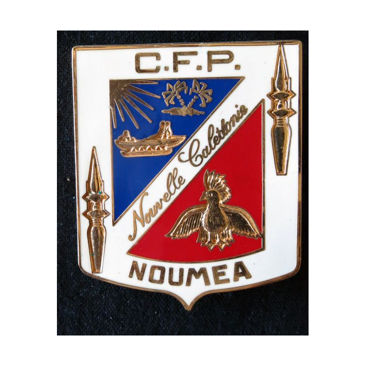 POLICE : insigne métallique du Centre de Formation  de la Police de Nouméa de fabrication Drago Noisiel