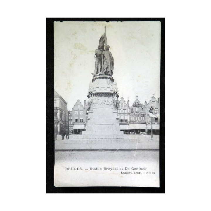 Carte postale 16 Bruges Statue Breydel et de Coninck
