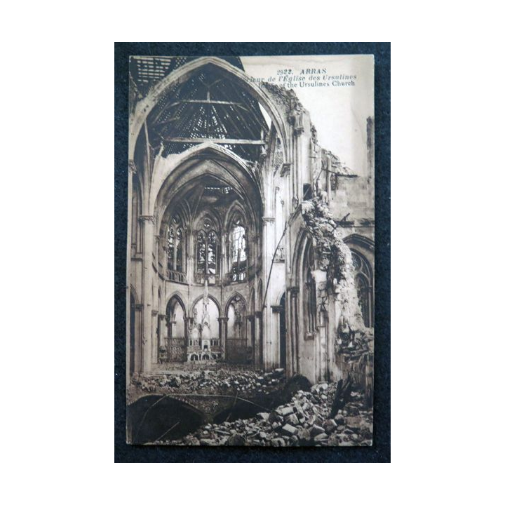 Carte postale 2922 Arras Intérieur de l'Eglise des Ursulines 