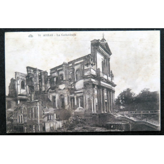Carte postale 14 Arras la Cathédrale