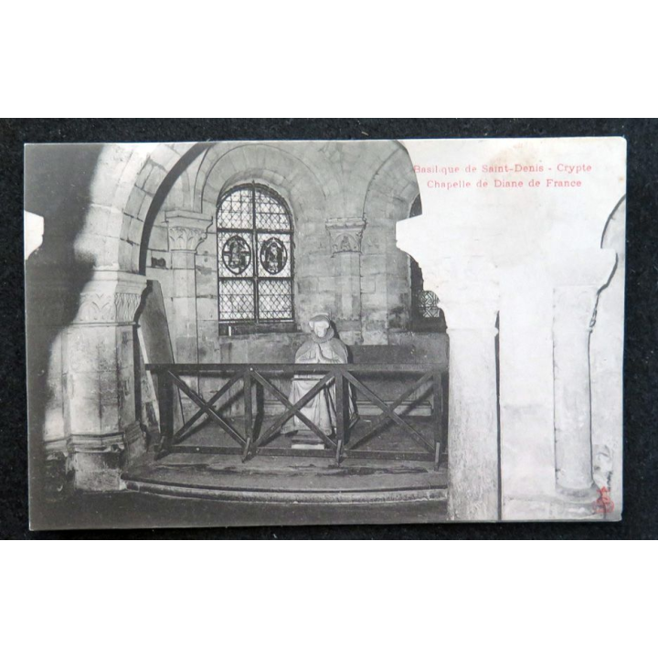 Carte postale Basilique de Saint-Denis Crypte Chapelle de Diane de France