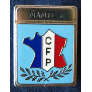 POLICE : insigne métallique du Centre de Formation  de la Police de Nantes de fabrication Delsart Sens