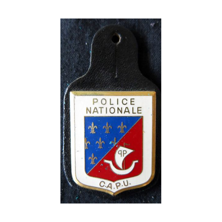 POLICE : insigne métallique de la Police nationale C.A.P.U de fabrication Fraisse