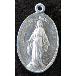 Petite médaille en aluminium de la Vierge Marie hauteur 2,8 cm