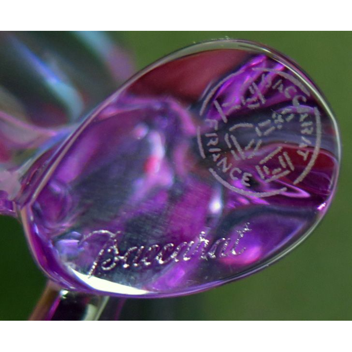 Papillon violet en cristal de chez Baccarat 8 x 7,5 cm signé