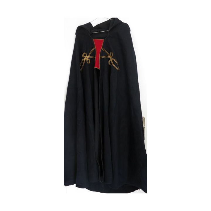 Tenue complète de Lieutenant saharien (sandales, burnous bleu, burnous blanc, saroual et ceinturon cartouchières)