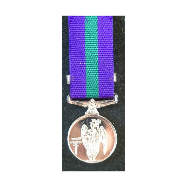 GRANDE BRETAGNE : médaille miniature General service medal 1962 avec l'agrafe Suez