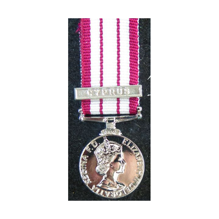 GRANDE BRETAGNE : médaille miniature Naval General service medal 1915 avec l'agrafe Cyprus