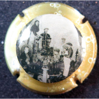 Capsule Muselet de Val de Loire ACKERMAN Laurance n°35 Noir et blanc ctr polychrome