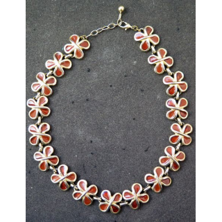 Collier en métal doré et émail de 48 cm