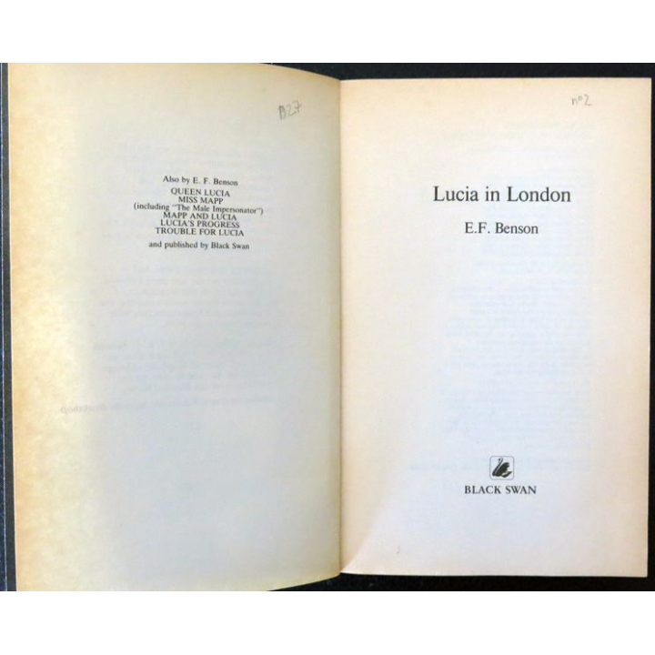 Lucia in London de E. F. Benson aux Editions Black Swan