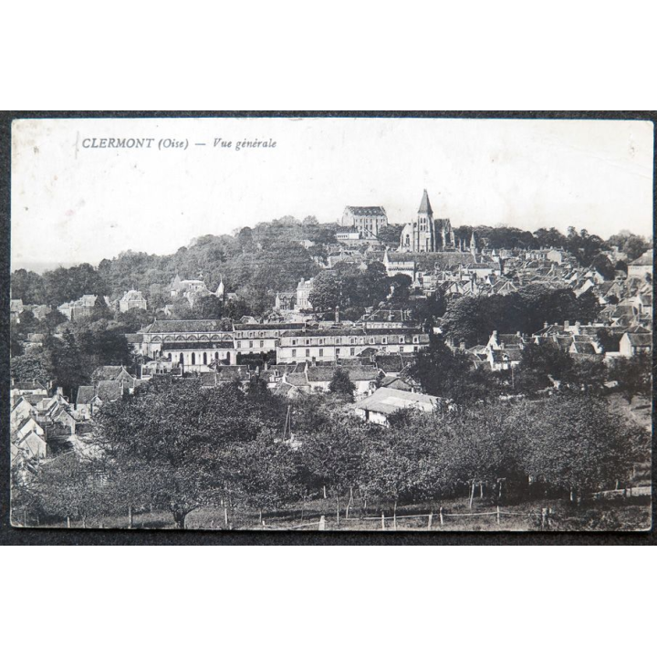 Carte postale de Clermont (Oise) Vue Générale 1940