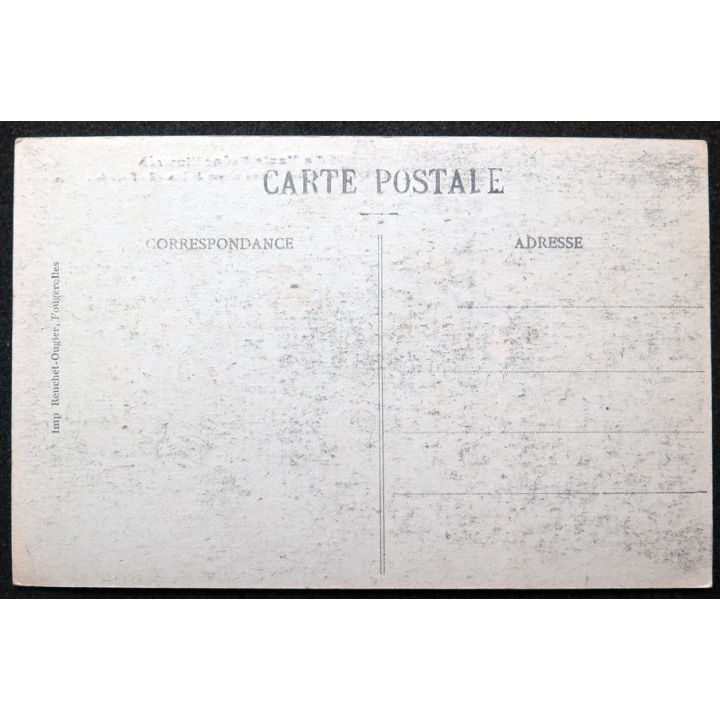Carte postale Lure (Haute Saône) n° 1 La Grande Rue en venant de Luxeuil Place de l'Eglise