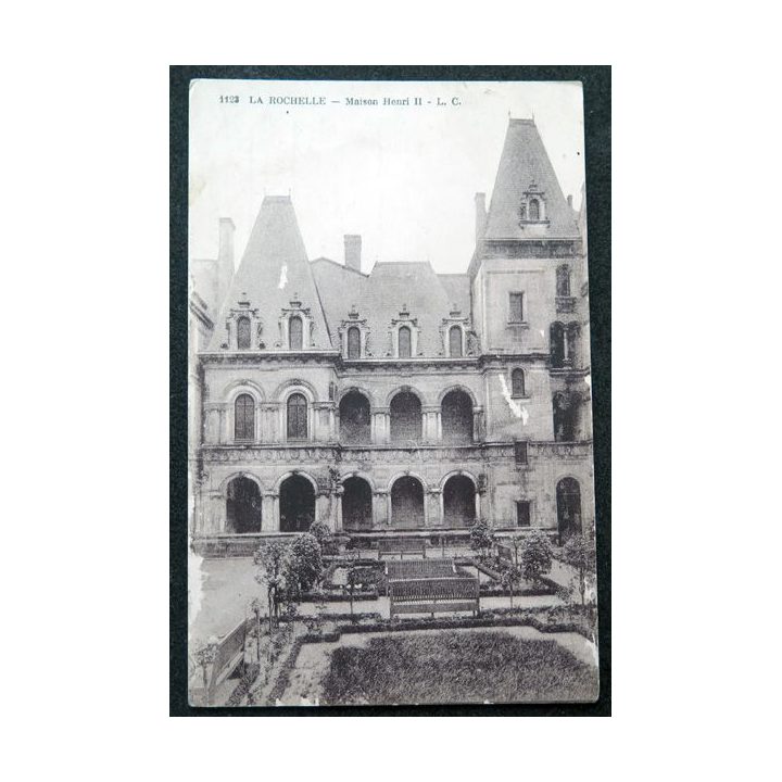 Carte postale La Rochelle n_ 1123 Maison Henri II