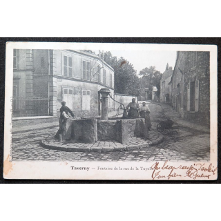 Carte postale Taverny Fontaine de la rue de la Tuyolle 1905