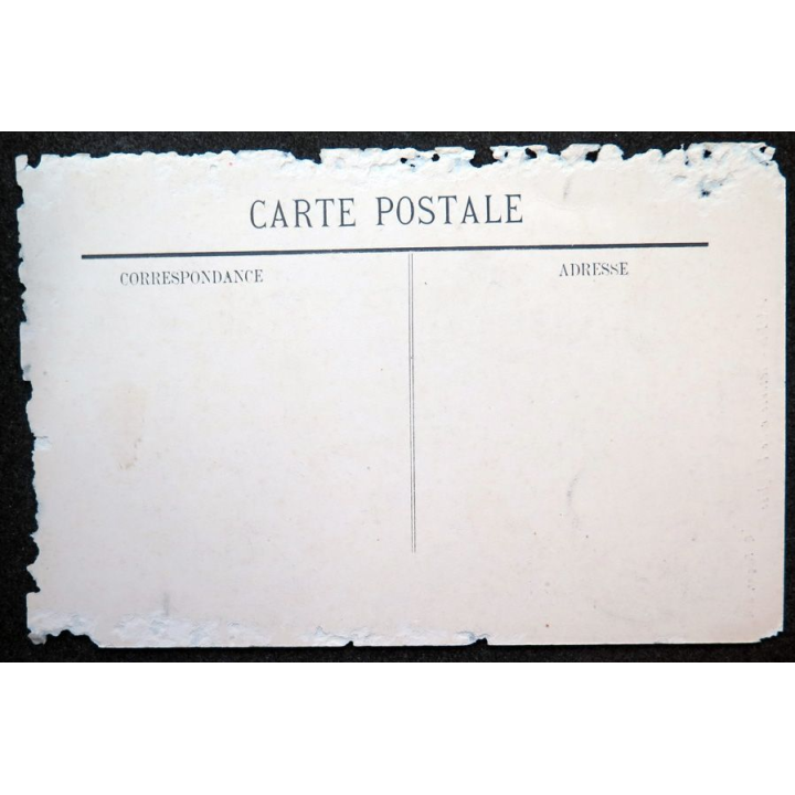 Carte postale Aup Intérieur de l'Eglise (rongée)