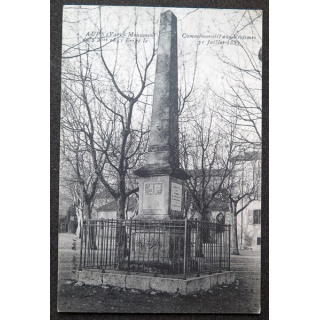 Carte postale Aups Monument commémoratif aux Victimes 