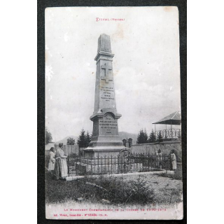 Carte postale Estival (Vosges) Le monument commémoratif de la guerre de 1870-1871