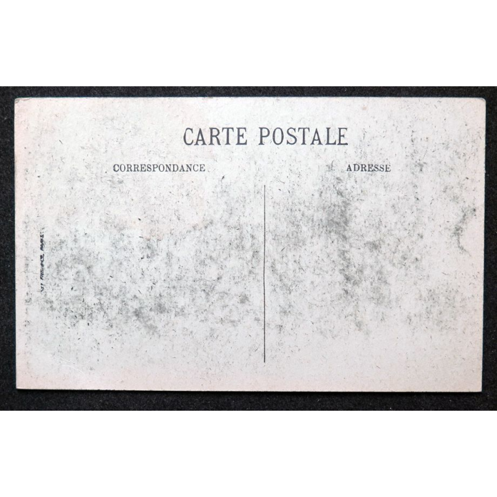 Carte postale Troyes n° 99 Le monument des enfants de l'Aube