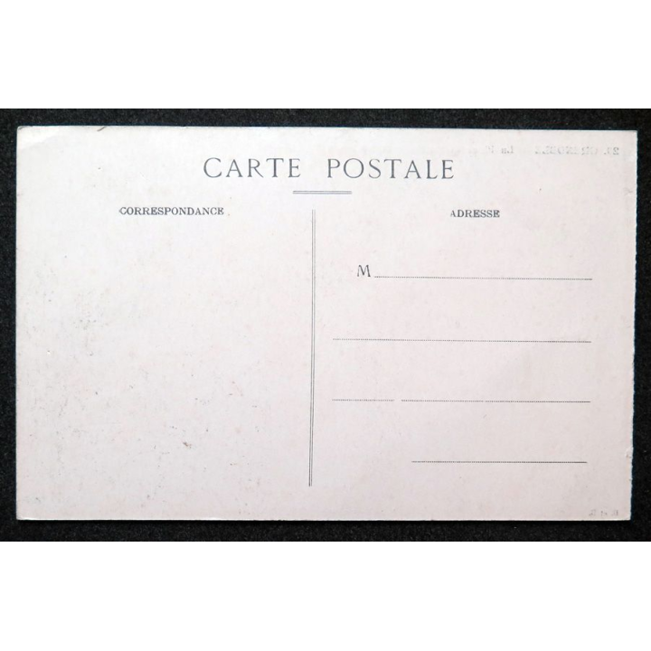 Carte postale Grenoble n° 20 La Place Victor Hugo et les Forts