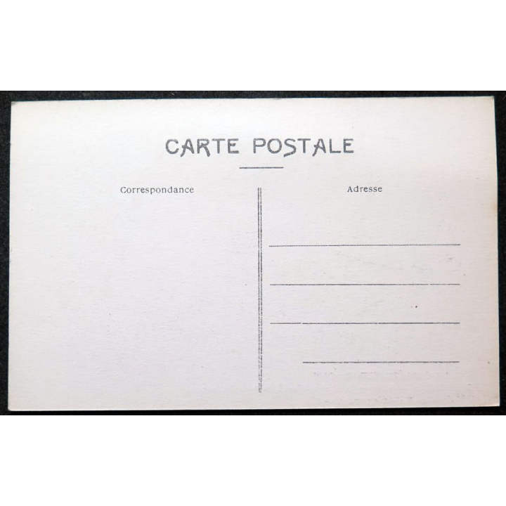 Carte postale Aubazine n° 7 (Corrèze pittoresque) Tombeau de Saint Etienne
