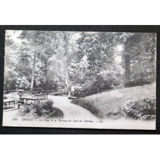 Carte postale Epinal n° 128 Un coin de la terrasse du café du Château