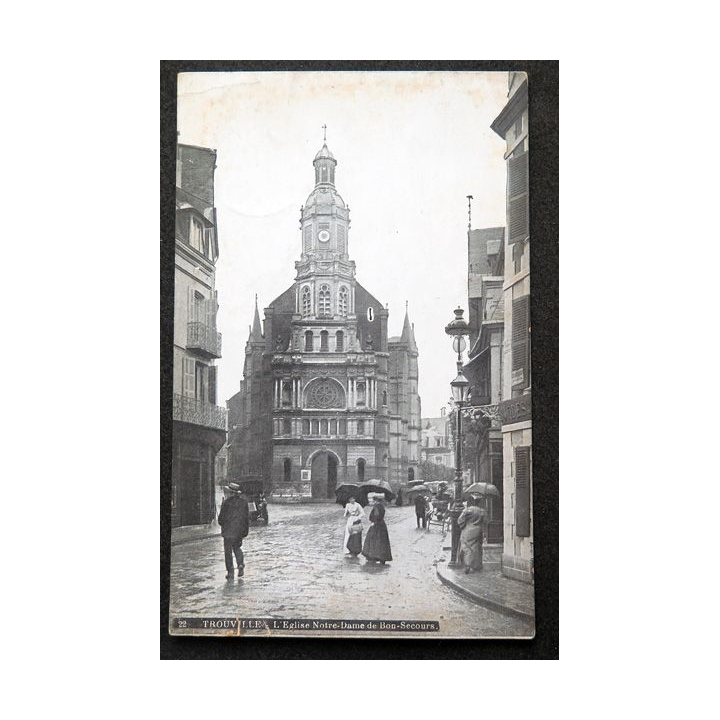 Carte postale Trouville n° 22 L'Eglise Notre Dame de Bon Secours