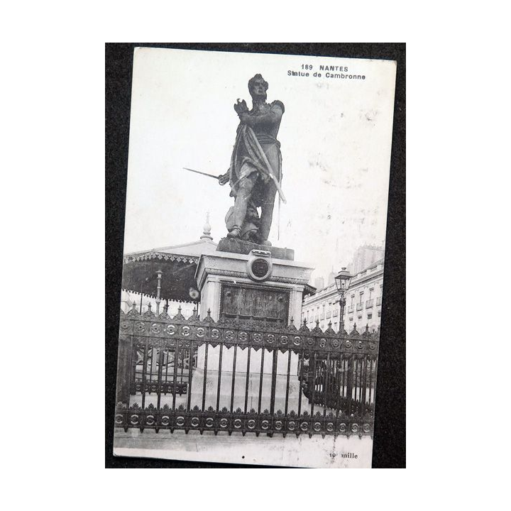 Carte postale Nantes n° 189 Statue de Cambronne 1912