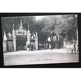Carte postale Fouras n° 4834 Entrée du Casino 1922
