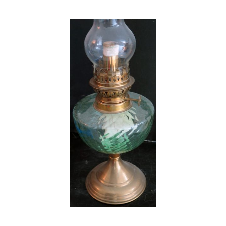 LLampe à pétrole ancienne hauteur 49 cm base 12 cm de diamètre