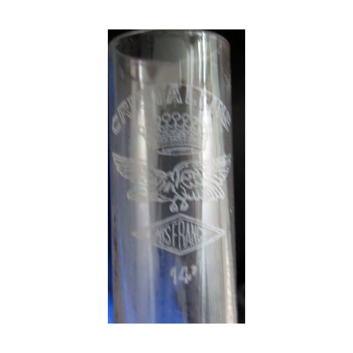 Lampe à pétrole ancienne hauteur 52 cm base 14 x 14 cm déposé n° C 70