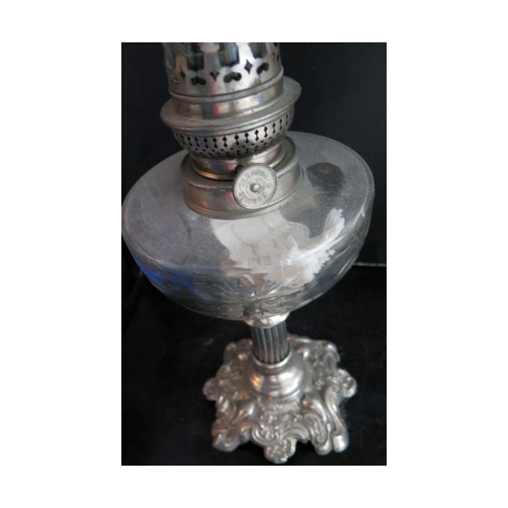 Lampe à pétrole ancienne hauteur