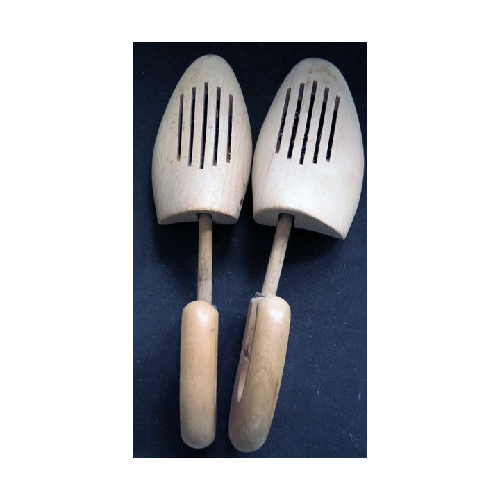 embauchoirs en bois Taille 211 / 39 la paire