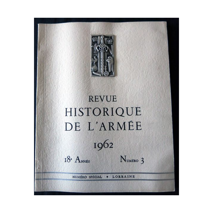 Revue historique de l'armée - 18° année N°3 - août 1962 - insigne  Drago métal sur la couverture