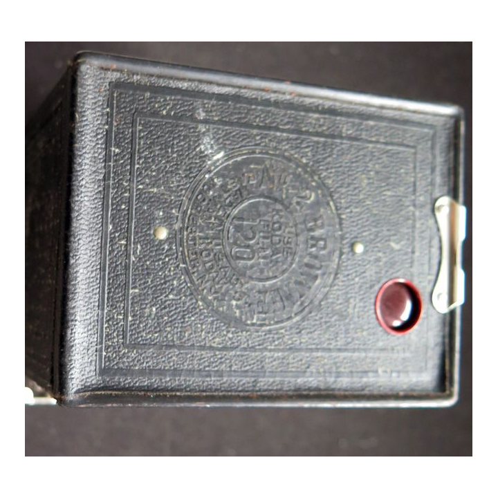 Appareil photo Brownie n° 2 made in USABY Eastman Kodak Rochester N.Y 