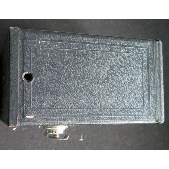 Appareil photo Brownie n° 2 made in USABY Eastman Kodak Rochester N.Y 