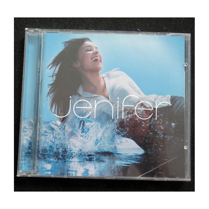 DISQUE CD : Jenifer des mots qui résonnent ....