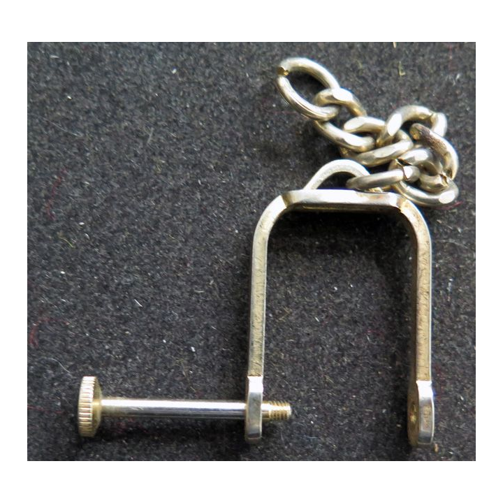 Porte clefs sans boucle étrier à vis 