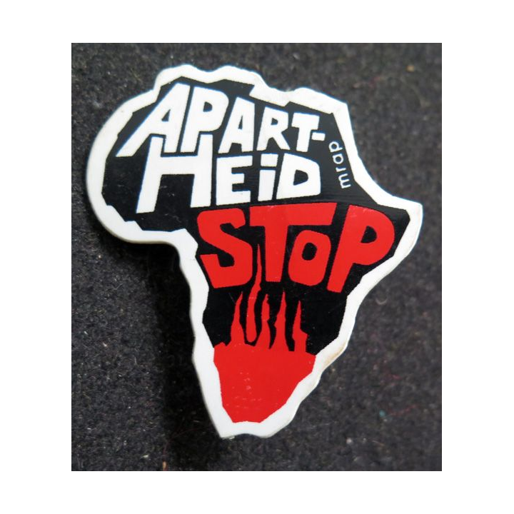 Badge plastique Apartheid Stop hauteur 4,5 cm
