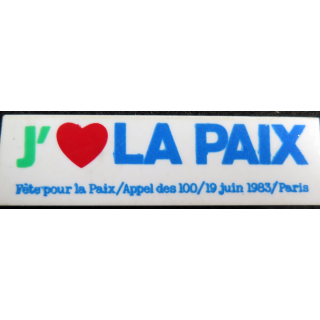 Badge plastique J'Aime la Paix 6,5 x 1,8 cm Appel des 100 19 juin 1983
