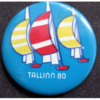 URSS : Badge métallique Tallinn 80 régates 4 cm de diamètre