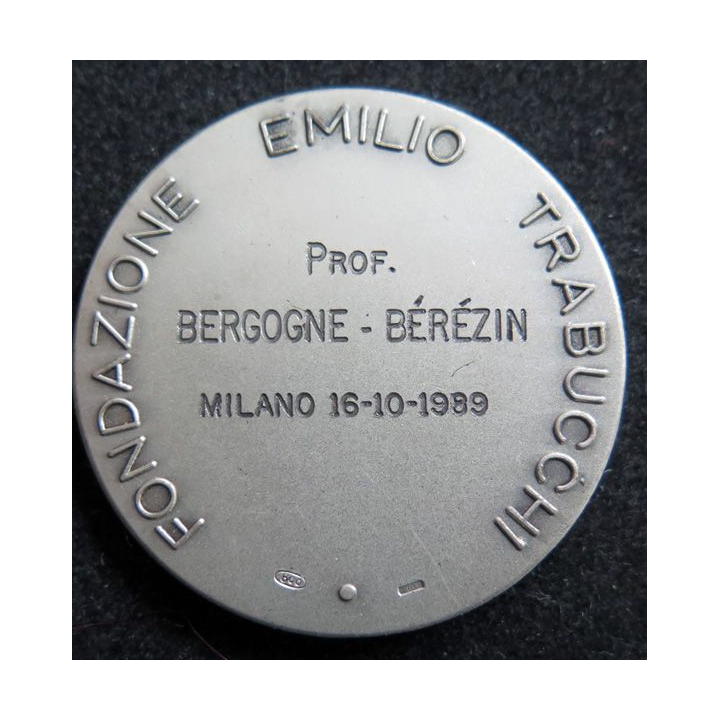 ITALIE  : médaille en argent poinçon 800 de la Fondazione Emilio Trabucchi attribuée