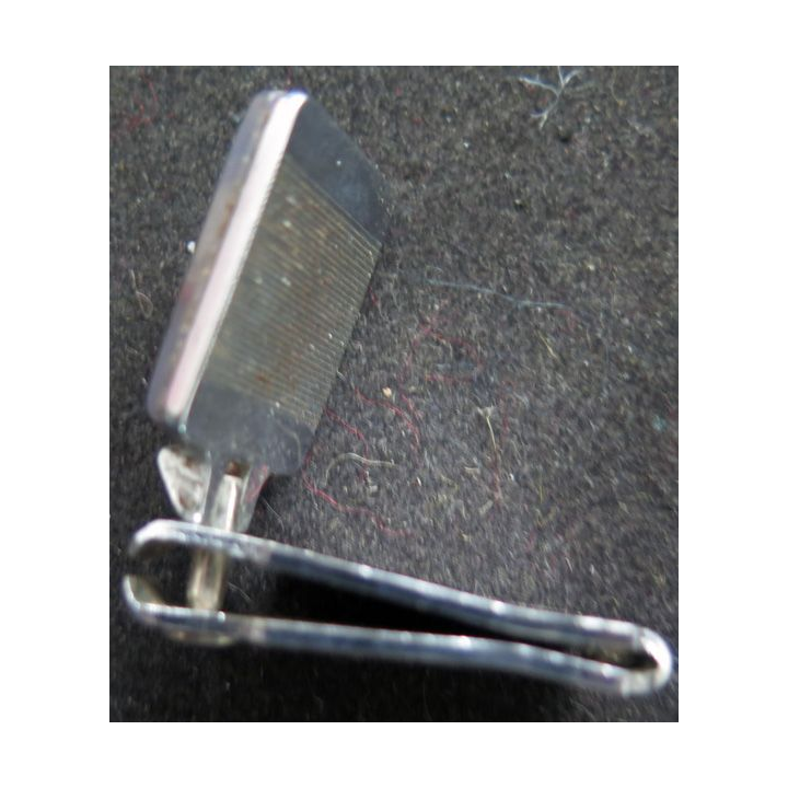 Porte clefs sans boucle d'attache de coupe ongles avec poisson 