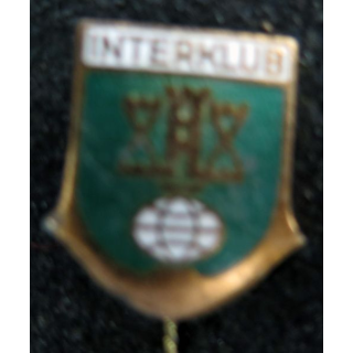 épinglette INTERKLUB fond vert 2,2 cm de hauteur de l'écu