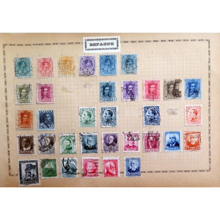 feuille de 34 timbres Espagne oblitérés sur charnière année 1910-1936