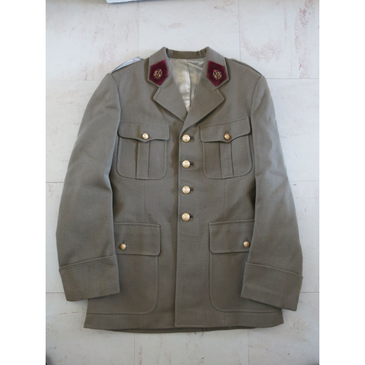 Vareuse officier hiver Kaki du Service de Santé des Armées 1977