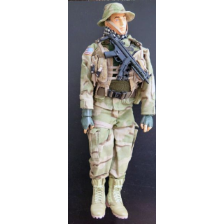 Poupée soldat US spécial forces au 1/6° 29 cm de hauteur équipée complet